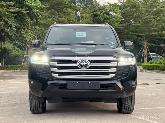 Toyota Land Cruiser V6 3.5L TURBO 2022 - LC 300 facelift mới được nâng cấp nhiều trang bị