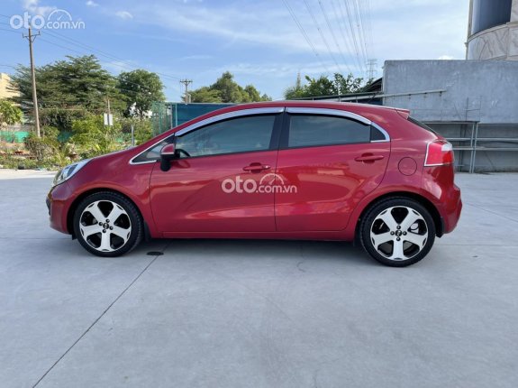 Kia Rio Phiên bản khác 2013 - Xe số tự động - Nhập khẩu Hàn Quốc