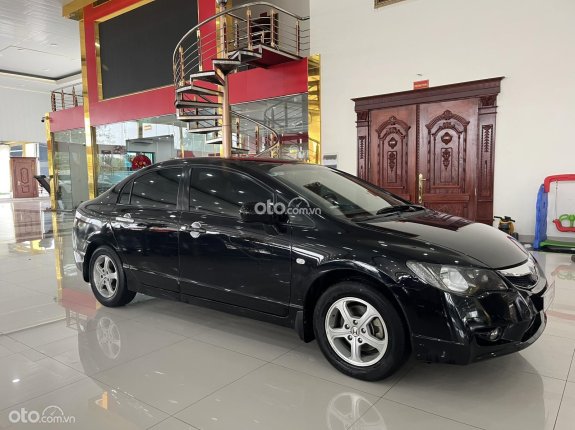 Honda Civic 1.8 MT 2010 - Gầm bệ chắc chắn, tôn vỏ dày, xe đẹp không lỗi nhỏ