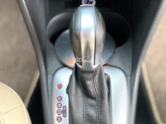 Volkswagen Polo 1.6 Hatchback 2018 - Đăng ký 2019, cá nhân 1 chủ từ mới