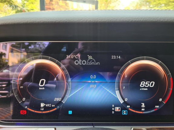 Mercedes-Benz E200 Exclusive V1 2023 - Odo 900 km, đen nội thất nâu, siêu lướt chính hãng