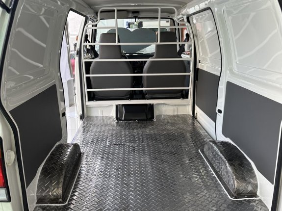 Suzuki Super Carry Van Blind Van 2022 - Chạy giờ cao điểm, đủ màu giao ngay, có hỗ trợ trả góp khuyến mãi lớn trong tháng