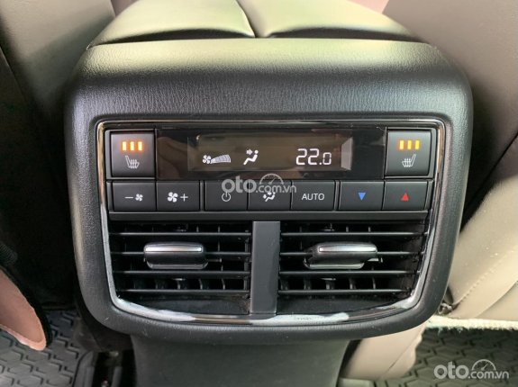 Mazda CX-8 Premium AWD 2019 - Biển thành phố, xe đẹp và rất mới