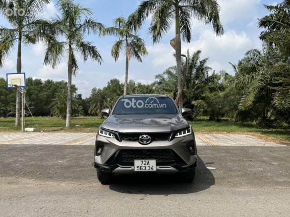 Toyota Fortuner 2.4 AT 4x2 Legender 2022 - Tư nhân biển tỉnh