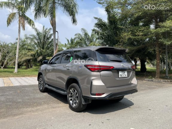 Toyota Fortuner 2.4 AT 4x2 Legender 2022 - Tư nhân biển tỉnh