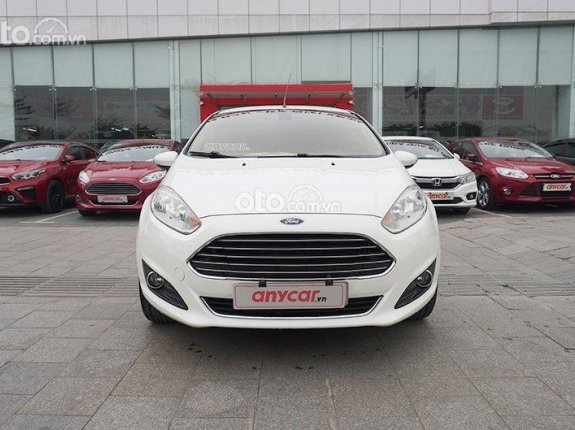 Ford Fiesta 2018 - Màu trắng, giá chỉ 389 triệu