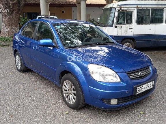 Xe Kia Sedan tự động máy 1.4, nhập khẩu Hàn Quốc