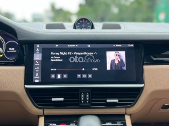 Porsche Cayenne S 2018 - Bán xe màu trắng