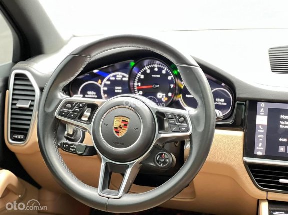 Porsche Cayenne S 2018 - Bán xe màu trắng