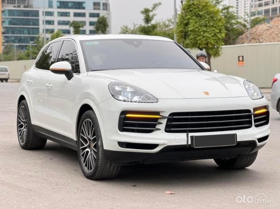 Porsche Cayenne S 2018 - Bán xe màu trắng