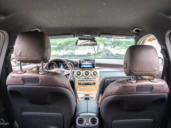 Mercedes-Benz GLC 250 4Matic 2018 - Xe màu đen