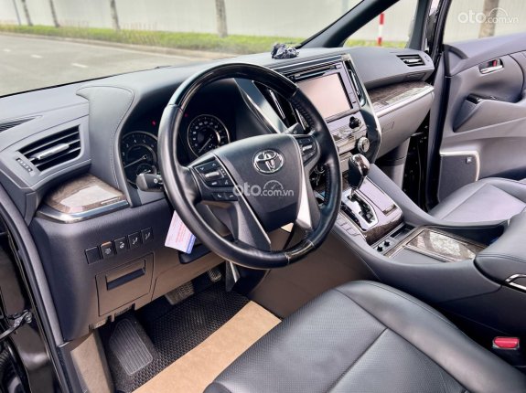 Toyota Alphard Executive Lounge 2019 - Xe màu đen, xe nhập