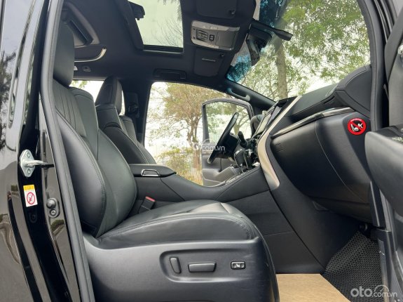Toyota Alphard Executive Lounge 2019 - Xe màu đen, xe nhập