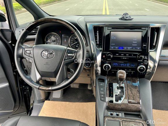 Toyota Alphard Executive Lounge 2019 - Xe màu đen, xe nhập
