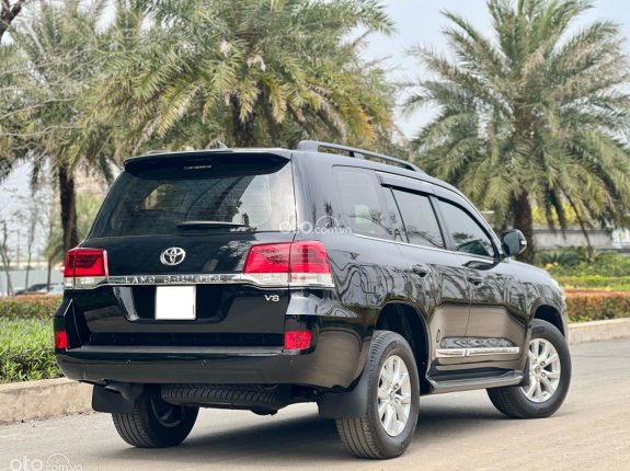 Toyota Land Cruiser 2019 - Bán xe màu đen