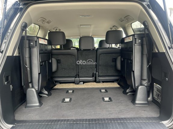 Toyota Land Cruiser 2019 - Bán xe màu đen