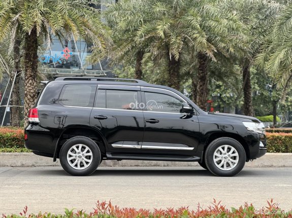 Toyota Land Cruiser 2019 - Bán xe màu đen
