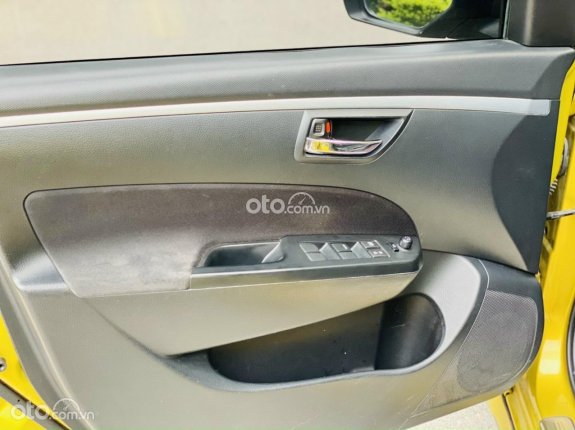 Suzuki Swift 1.4 AT 2015 - Cần bán xe giá chỉ 355 triệu