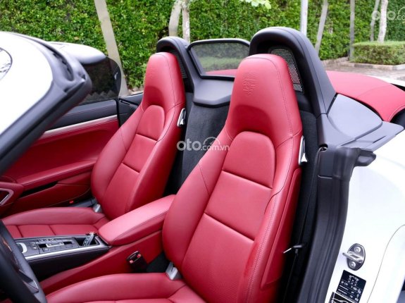Porsche 718 Boxster 2021 - Cần bán xe màu trắng
