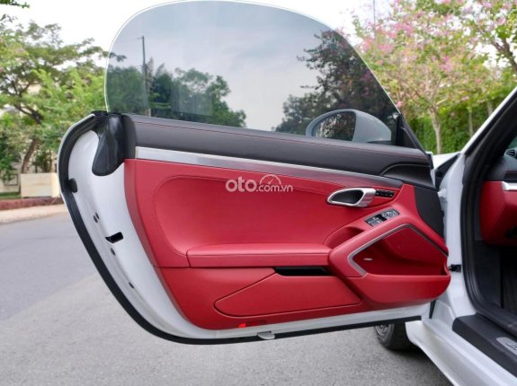 Porsche 718 Boxster 2021 - Cần bán xe màu trắng