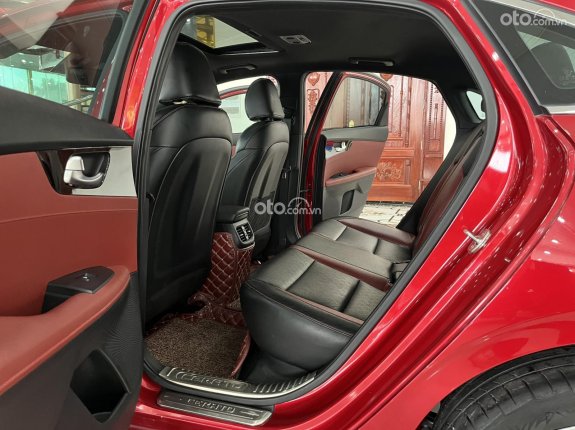 Kia Cerato 2.0 AT Premium 2019 - Bản đẹp full options, chất xe đẹp long lanh, giá hấp dẫn