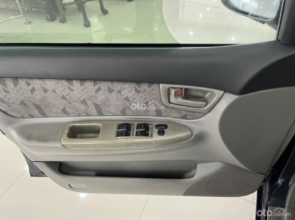 Toyota Corolla Altis 1.8E MT 2002 - Máy số ngon, xe đi lành bền, trang bị nội thất đầy đủ màn android