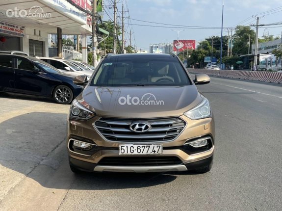Hyundai Santa Fe 2018 - Đi chuẩn 50 ngàn kilomet