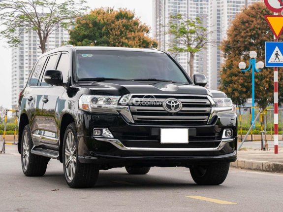 Toyota Land Cruiser VX 4.6 V8 2020 - Xe màu đen, xe nhập