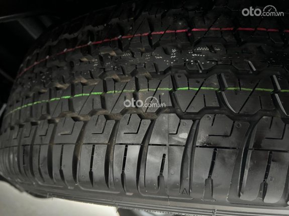 Toyota Land Cruiser Prado VX 2022 - Xe màu đen, nhập khẩu