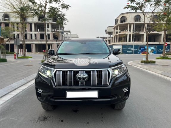 Toyota Land Cruiser Prado VX 2022 - Xe màu đen, nhập khẩu