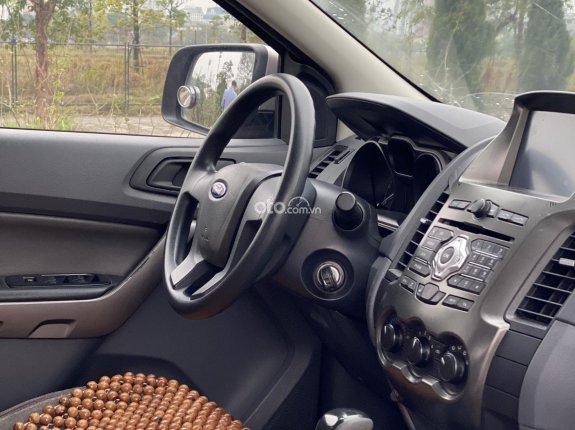 Ford Ranger XLS 2.2 4x2 AT 2015 - Xe nhập khẩu, máy dầu