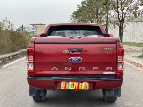 Ford Ranger XLS 2.2 4x2 AT 2015 - Xe nhập khẩu, máy dầu