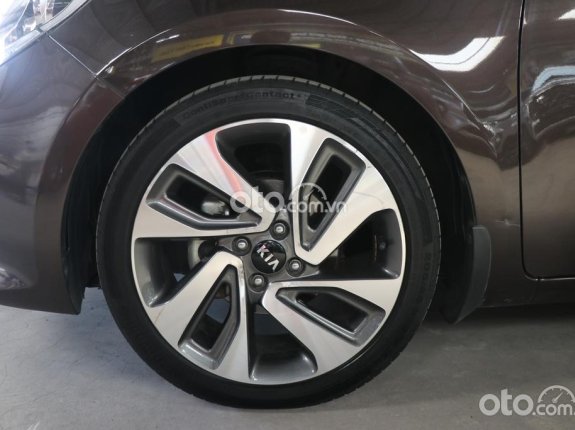 Kia Rio 1.4 AT Hatchback 2016 - Xe màu nâu, xe nhập