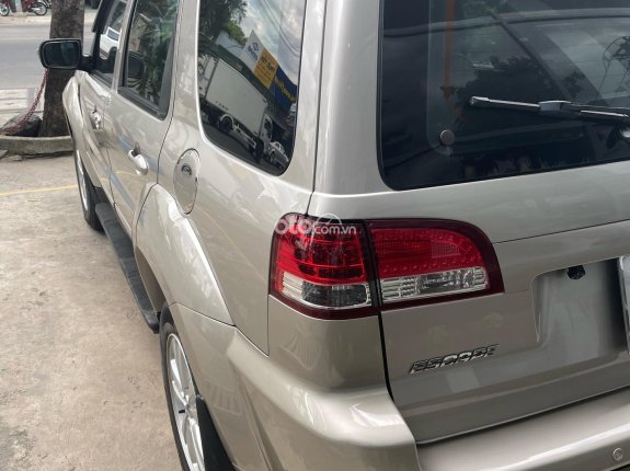 Ford Escape 2010 - Bán ô tô mới 95% giá chỉ 335tr
