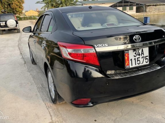 Toyota Vios 1.5E MT 2015 - Xe màu đen