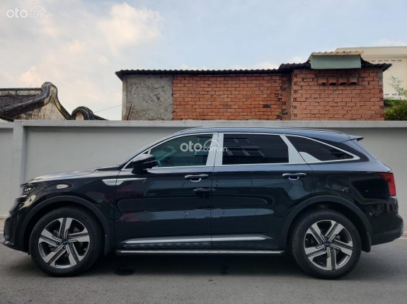 Giảm 100% thuế trước bạ, tặng bảo hiểm vật chất kèm gói phụ kiện nâng cấp khi liên hệ