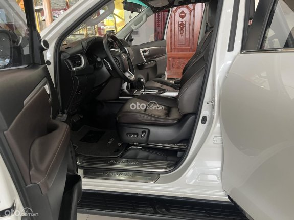 Toyota Fortuner 2.4G 4x2 AT  2020 - 1 chủ từ đầu xe đẹp suất sắc, máy dầu cực khỏe