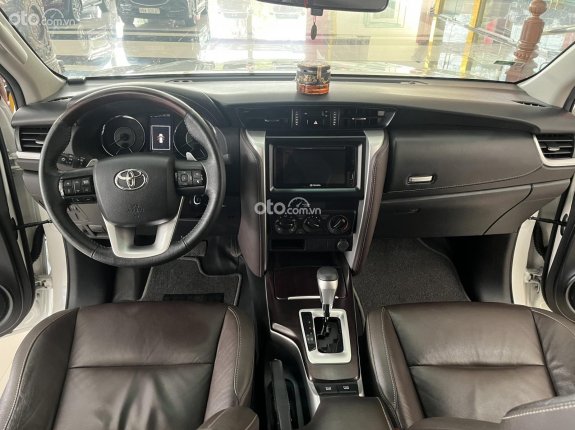 Toyota Fortuner 2.4G 4x2 AT  2020 - 1 chủ từ đầu xe đẹp suất sắc, máy dầu cực khỏe