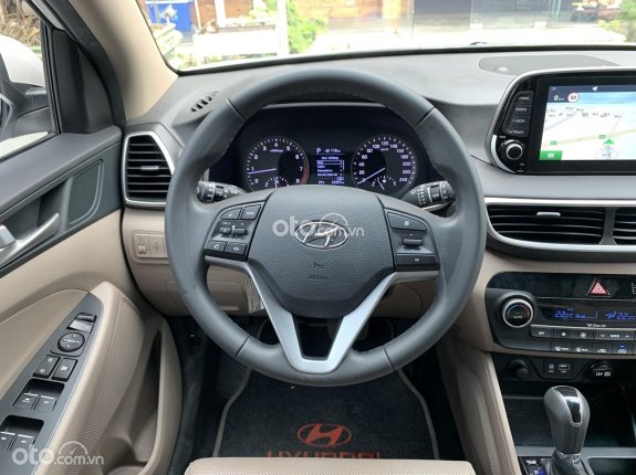 Hyundai Tucson 2.0 Tiêu chuẩn 2021 - Xe rất mới, odo chuẩn 22.000km, bao test hãng
