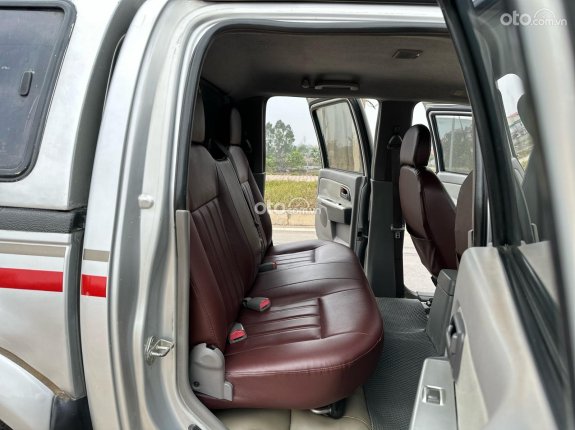 Isuzu D-Max LS 4x4 MT 2005 - Bán xe đăng ký lần đầu 2006 2 cầu giá tốt 195tr