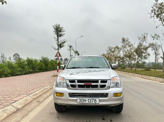 Isuzu D-Max LS 4x4 MT 2005 - Bán xe đăng ký lần đầu 2006 2 cầu giá tốt 195tr