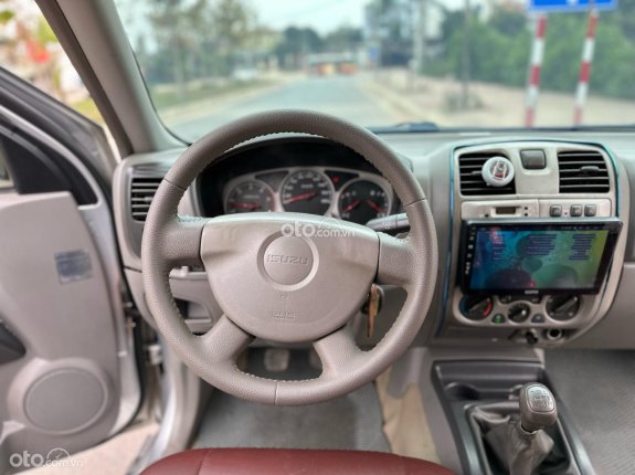 Isuzu D-Max LS 4x4 MT 2005 - Bán xe đăng ký lần đầu 2006 2 cầu giá tốt 195tr