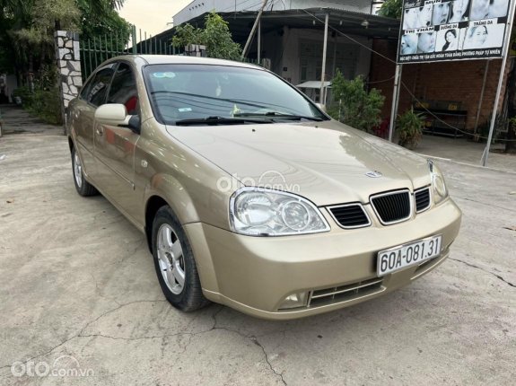 Daewoo Lacetti 2004 - Cần bán gấp xe gia đình giá chỉ 110tr