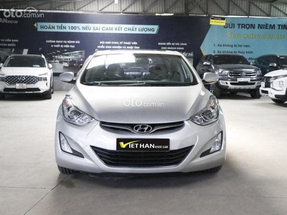 Hyundai Elantra GLS 1.8 AT 2015 - Màu bạc, nhập khẩu nguyên chiếc