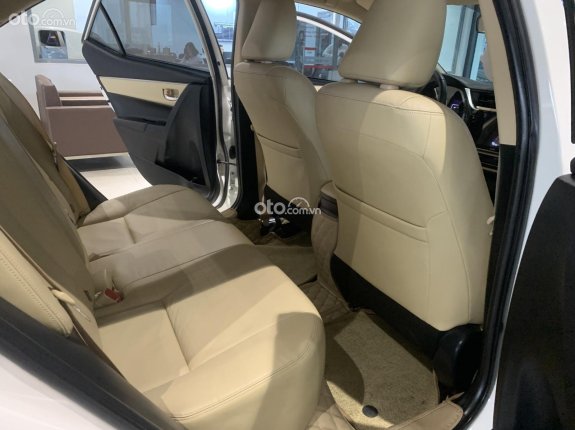 Toyota Corolla Altis 1.8G CVT 2018 - Cực mới, có bảo hành