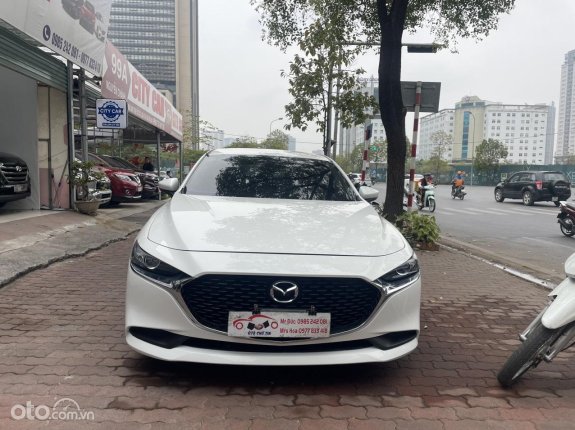 Mazda 3 2021 - Màu trắng, 610 triệu
