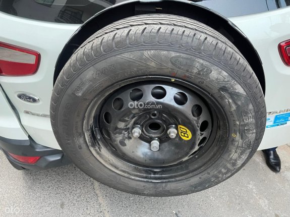 Ford EcoSport Titanium 1.5L AT 2016 - Xe gia đình giá chỉ 425tr