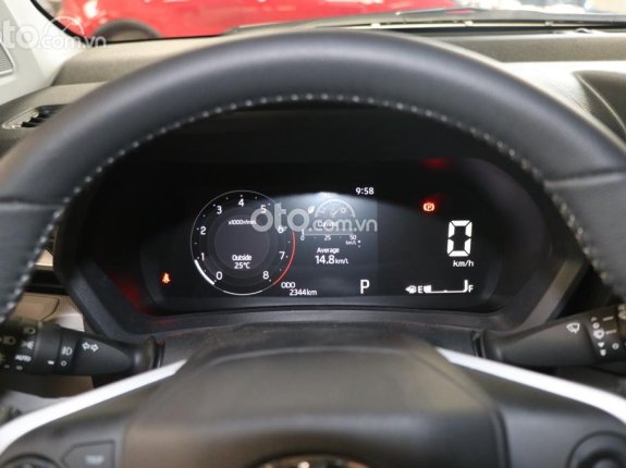 Toyota Veloz Cross 1.5 CVT 2022 - Màu bạc, nhập khẩu, 638tr