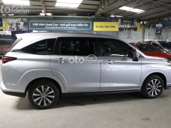 Toyota Veloz Cross 1.5 CVT 2022 - Màu bạc, nhập khẩu, 638tr