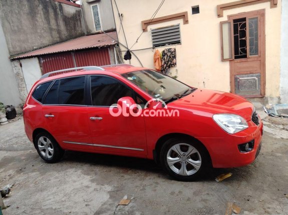Xe kia Carens 2015 xe còn rất ok về chỉ việc chạy